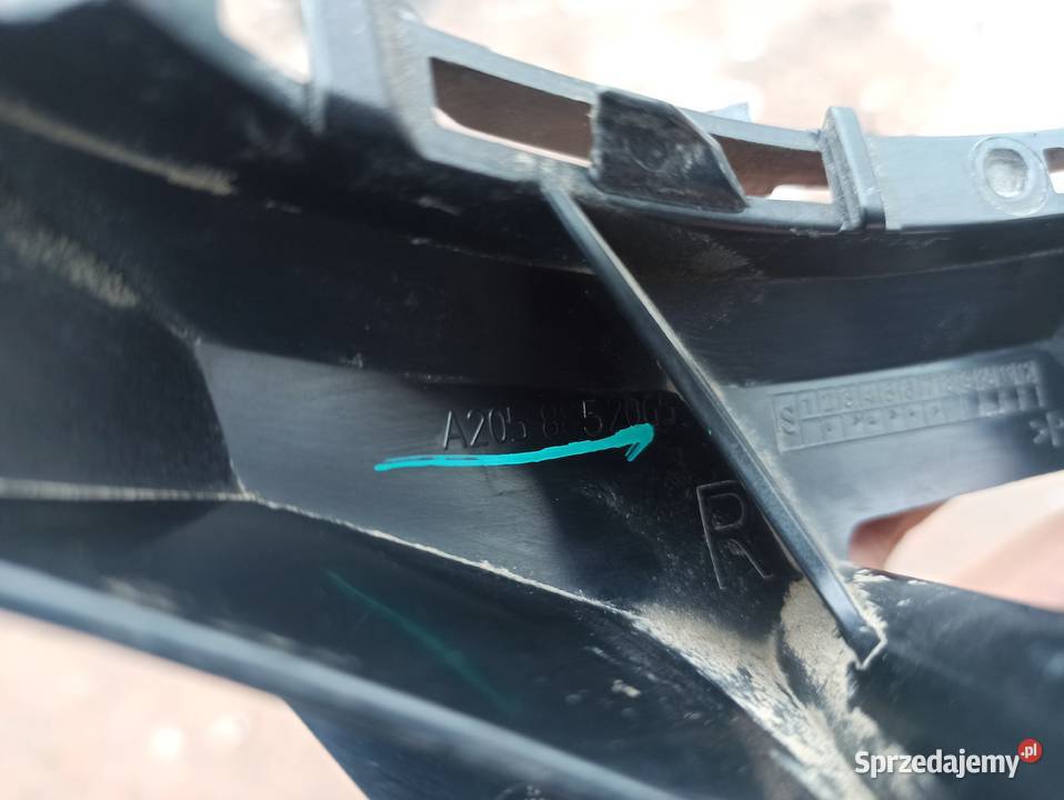 MERCEDES CKLASA W205 ŚLIZG ZDERZAKA TYŁ Bieleń sprzedam