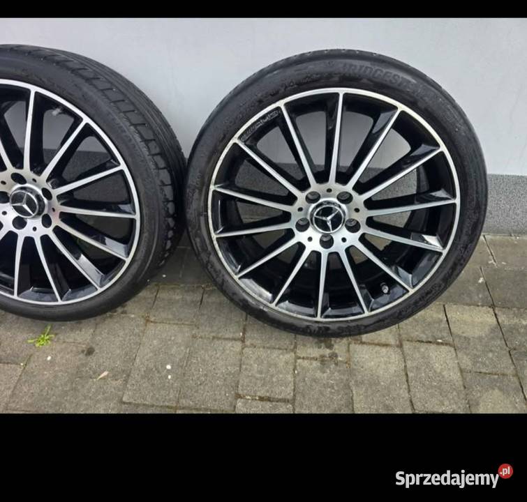 Felgi z oponami do Mercedesa AMG