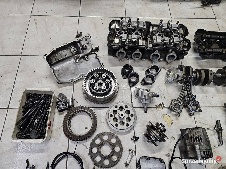 Suzuki GSXR 750 silnik części gsxr750 wał Jelenia Góra