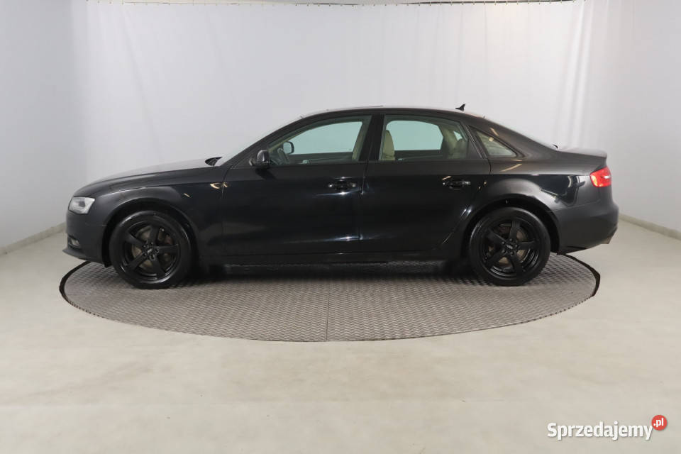 Audi A4 18 TFSI Rok produkcji 2013 Zabrze