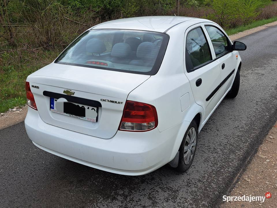 Sprzedam Szevrolet Aveo 14 8v benzyna 2004r 110 sprzedam