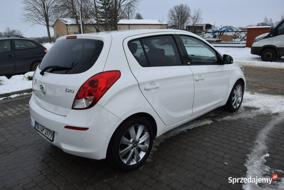 Hyundai i20 14B Automa Led Klimatronik Grzane 127000km