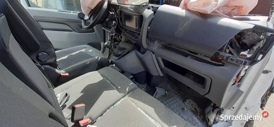 Schowek Opel Vivaro C nadkola prawe lewe tyl Schowki, półki Nisko