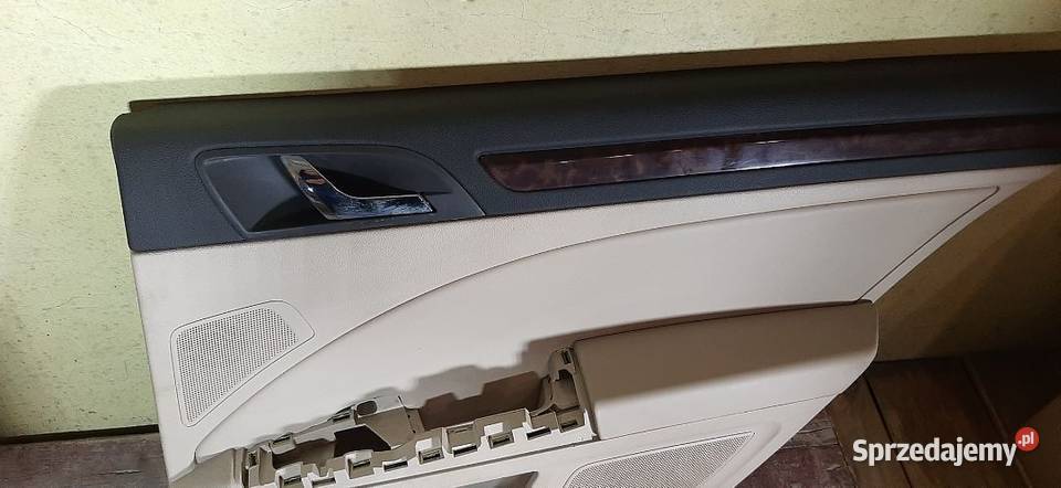 Boczek tapicerka drzwi skoda superb II prawy tył Włoszczowa sprzedam