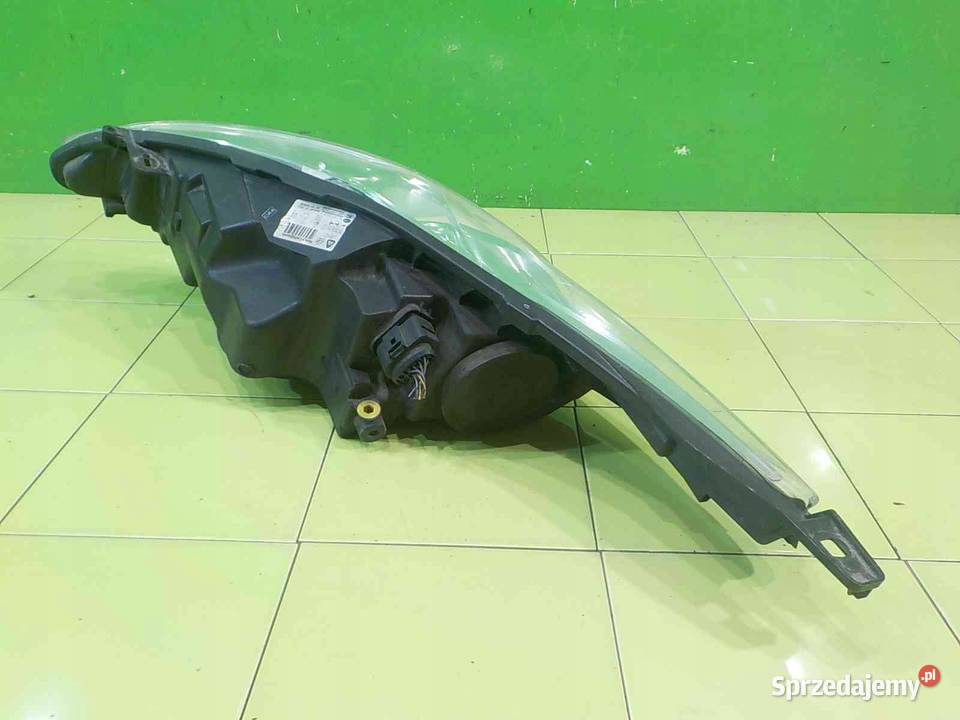 FORD FIESTA MK7 LIFT 11r 3D lampa prawa przod osobowe Suków