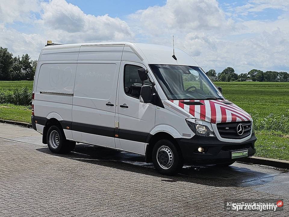 MercedesBenz SPRINTER 519 L2H2 V6 30Ltr Airco Samochody dostawcze sprzedam