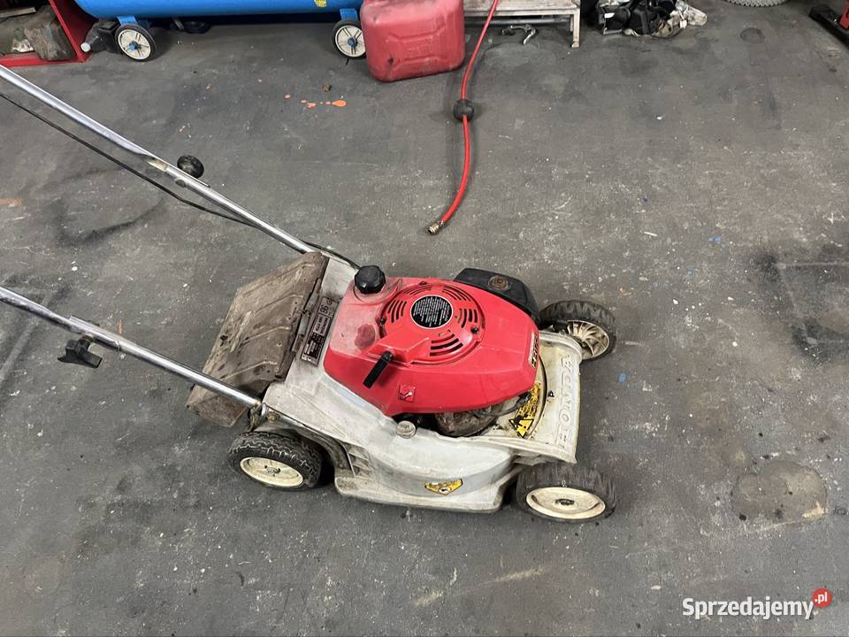 Sprzedam kosiarkę Honda Pozostałe Pilzno