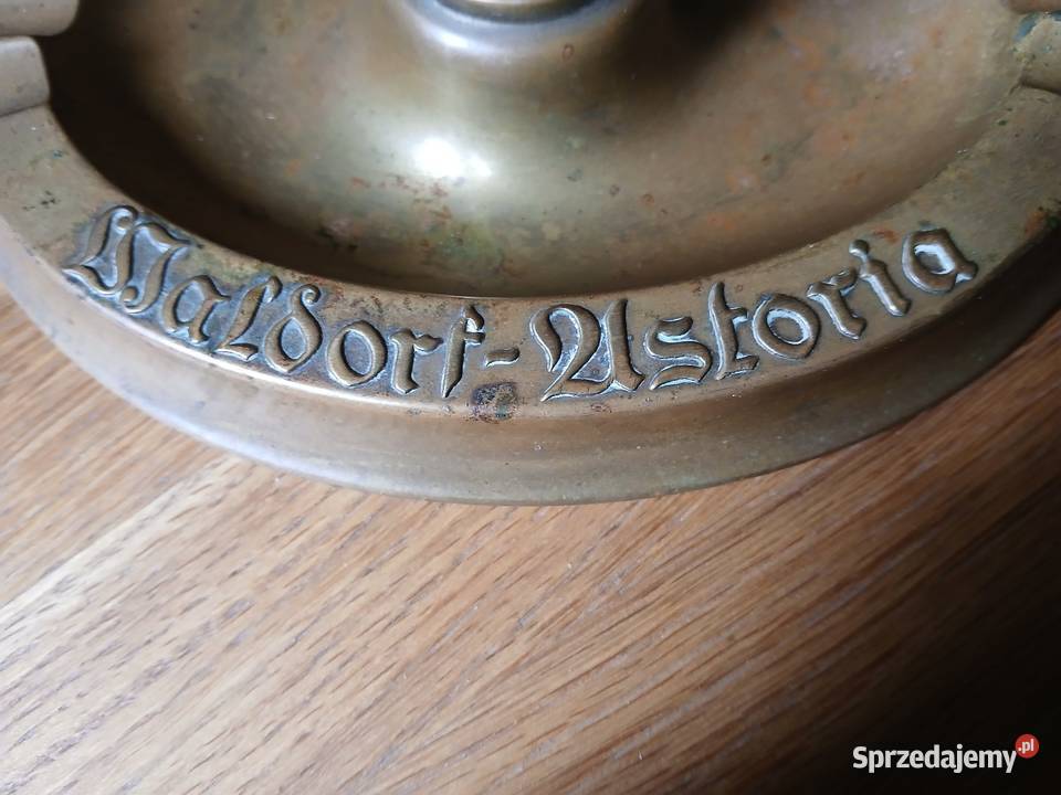 Stara mosiężna popielnica WALDORF ASTORIA kości Kraków