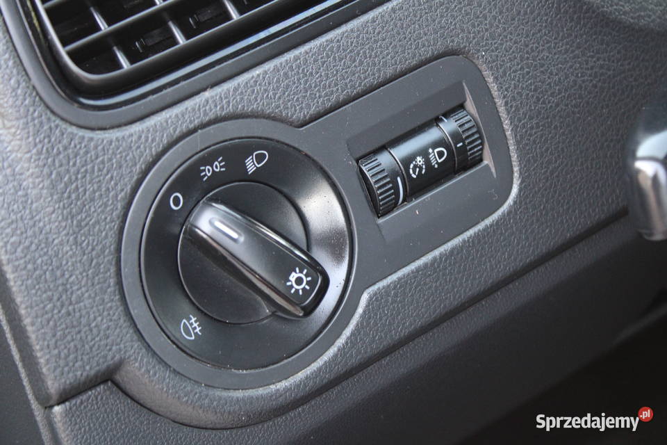VOLKSWAGEN POLO 12 BENZYNA Margonin