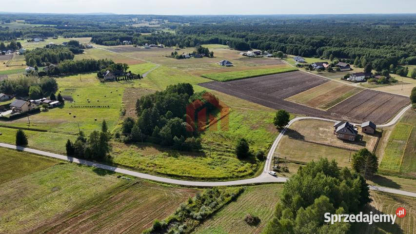 sprzedaży działki Lipiny 820m2