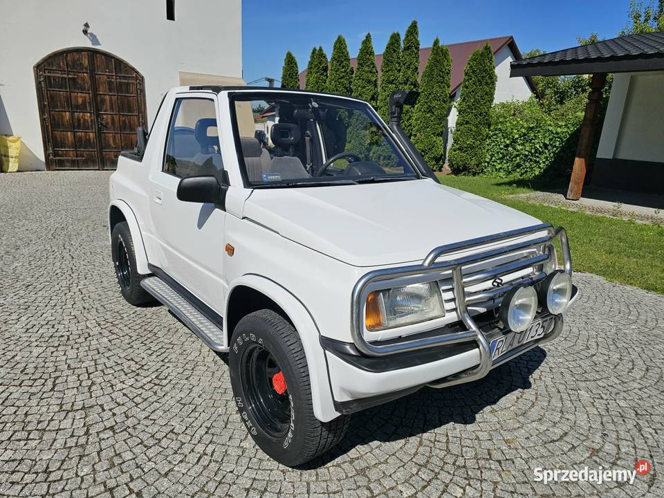 Suzuki Vitara 16 cabrio Stan wzorowy Rok produkcji 1989 Tarnobrzeg