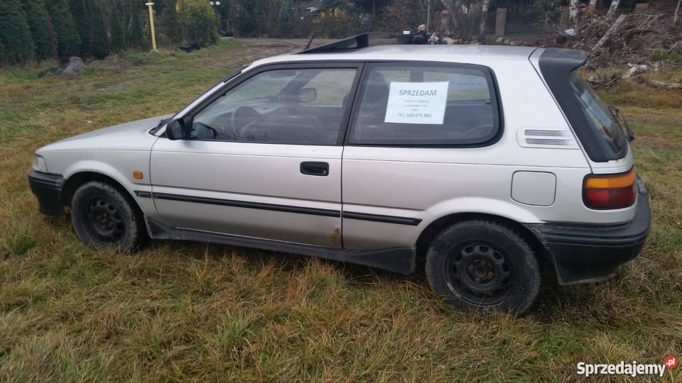 Toyota corolla e9