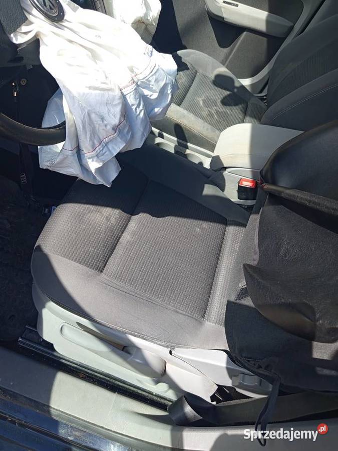 Vw Caddy 20 tdi 2010r uszkodzony 2000cm3 Przysucha