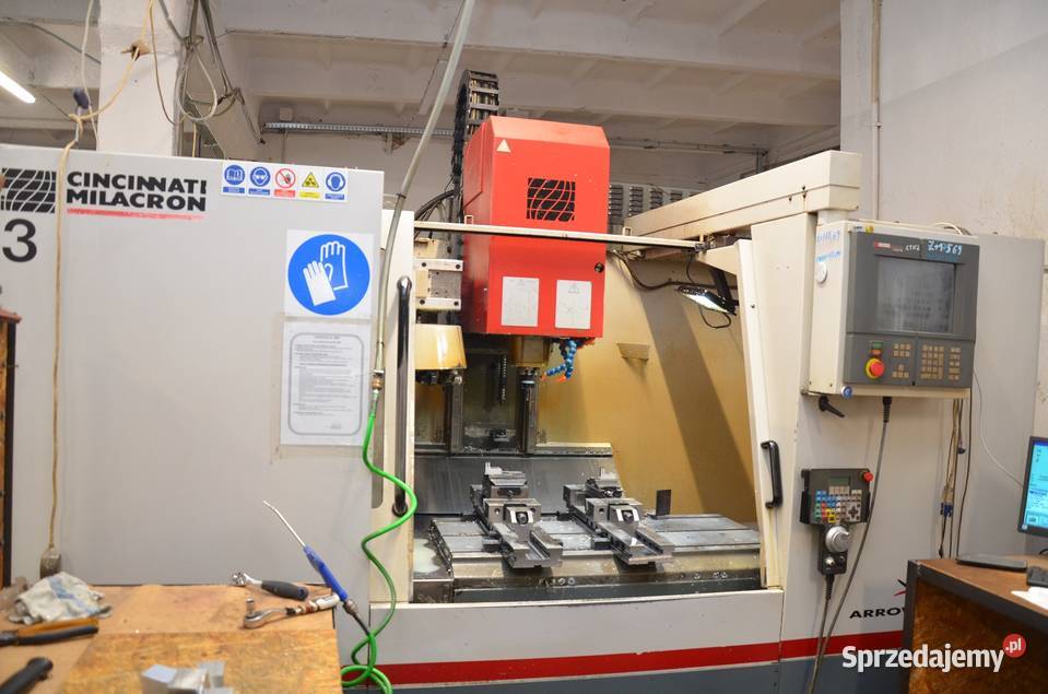 Frezarka CNC CINCINNATI MILACRON ARROW 1000