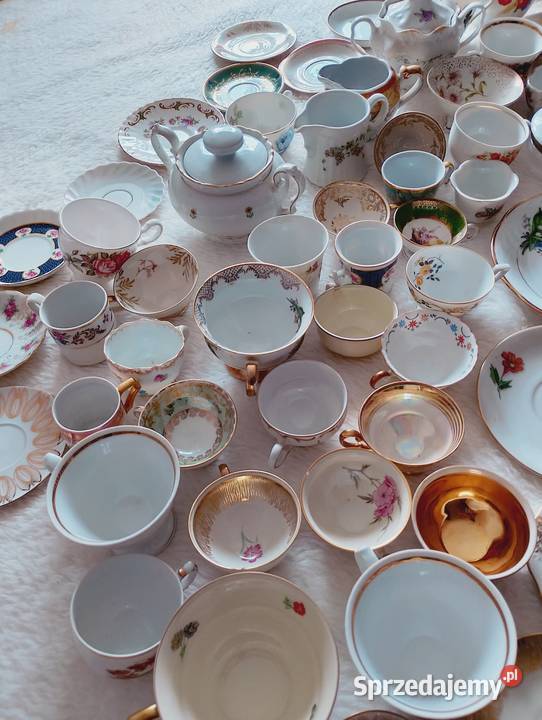 Stara sygnowana porcelana ponad 90 sztuk Porcelana i szkło Koszalin