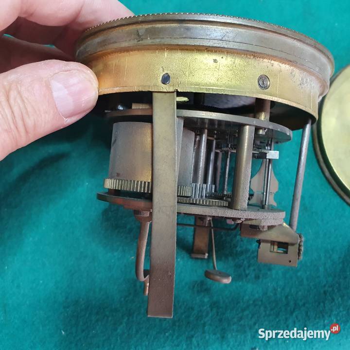 Sprawny zegar ARTDECO z przystawkamibrak dzwonka