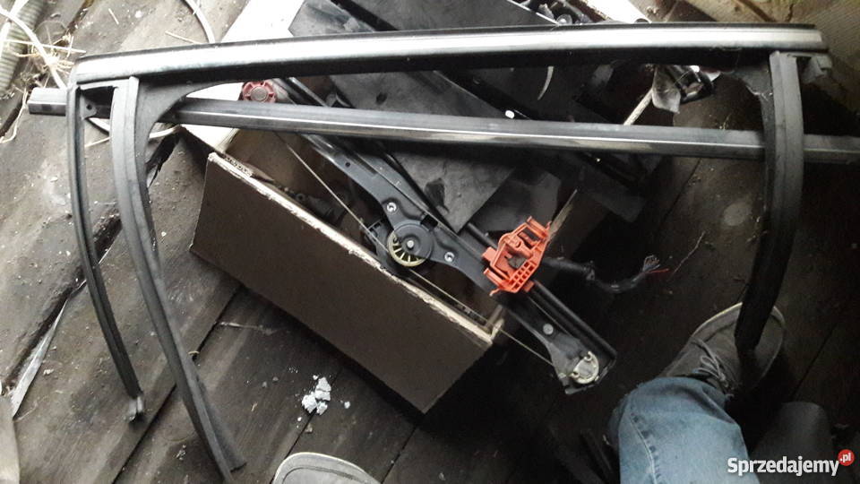 Klamki listwy uszczelki szyby Lancia Delta osobowe Siedlce sprzedam
