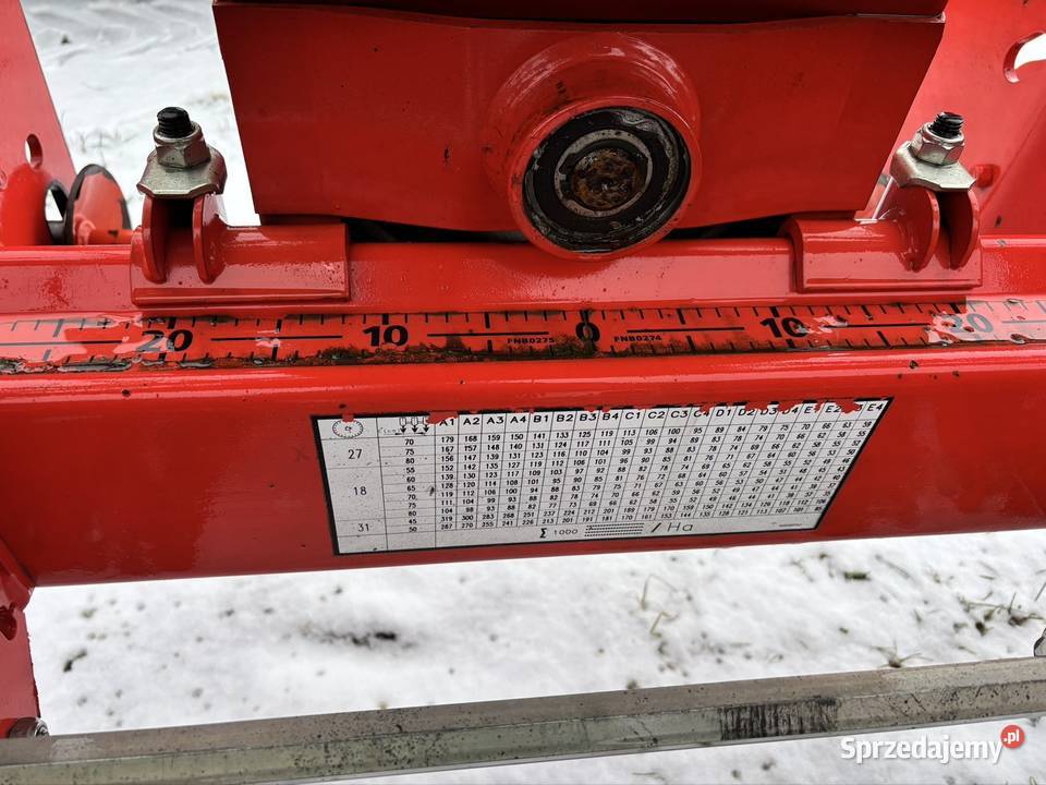 Siewnik do kukurydzy i innych Kuhn 4 rzędowy mazowieckie Myszyniec