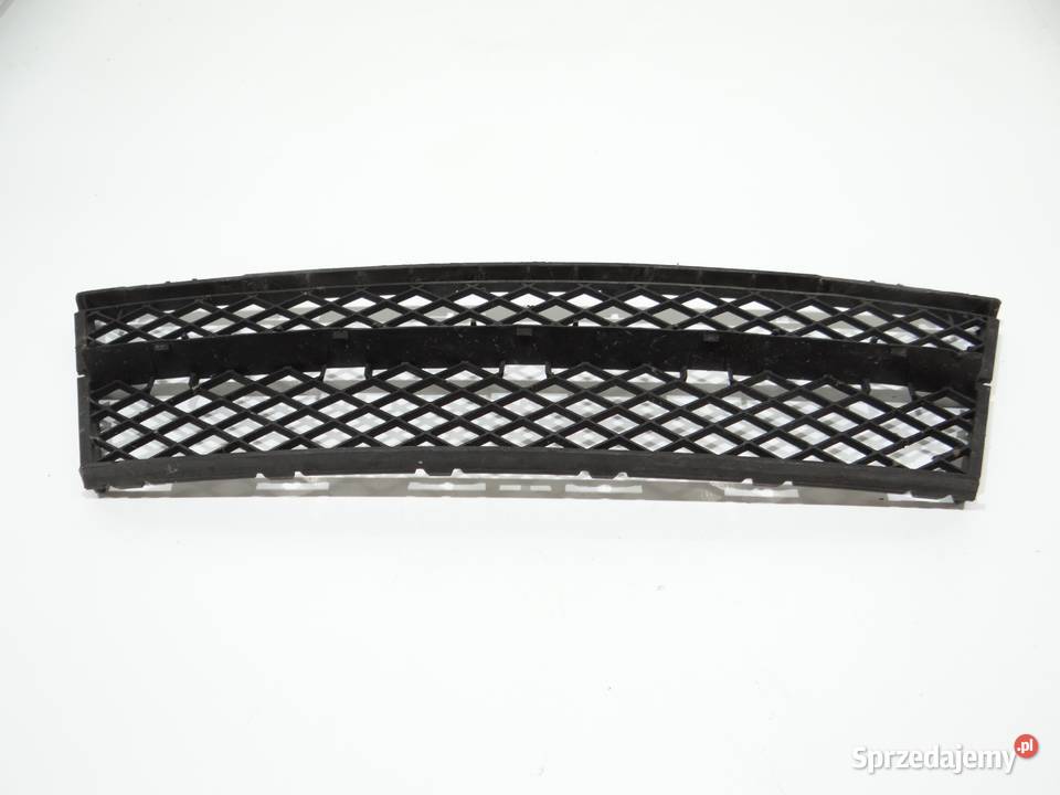 KRATKA ŚRODKOWA ZDERZAKA BMW E60 E61 LIFT lubelskie Strzyżewice