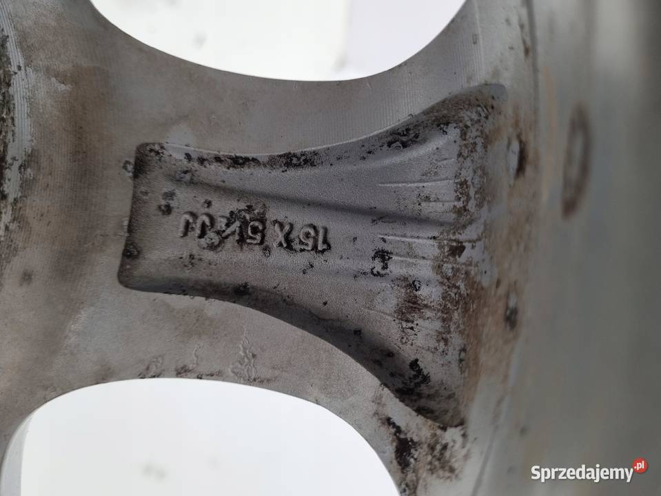 FELGA ALUMINIOWA Suzuki Swift opona 18560 R15 aluminiowe Chełm