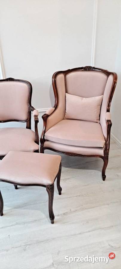 Stylowy fotel uszak berzera pufa podnóżek Ludwik