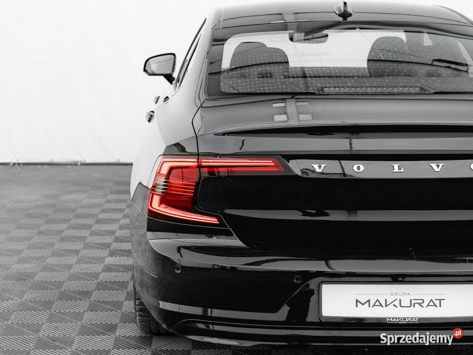 Volvo S90 GD2A403B5 D AWD Momentum Podgrzf I czujnik parkowania S90 Volvo pomorskie