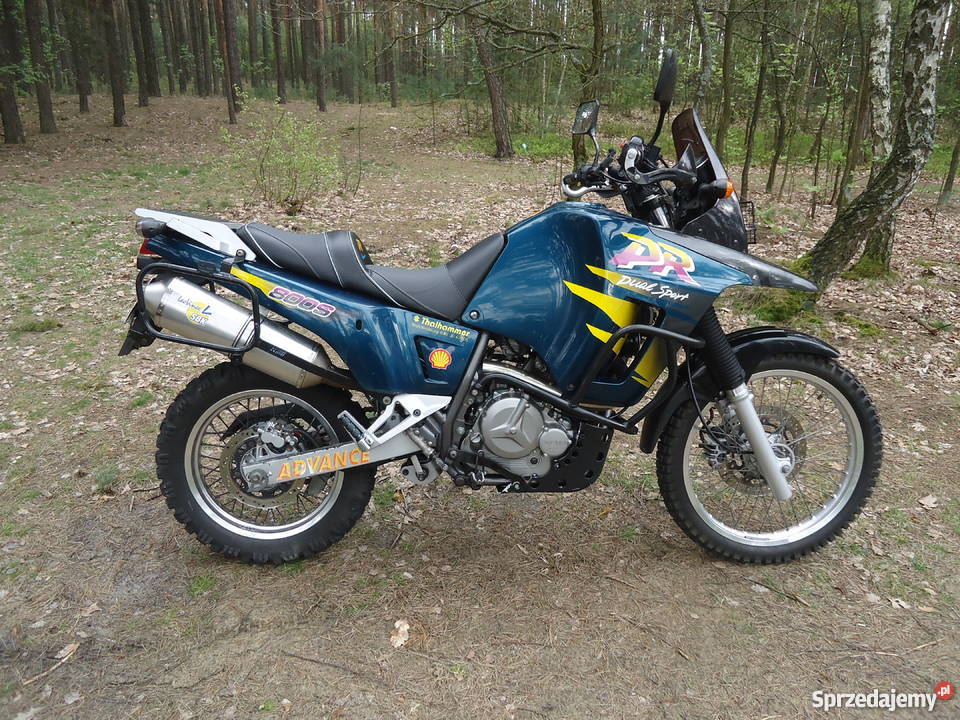 Suzuki dr 800 big750 czterosuwowy Czarnożyły