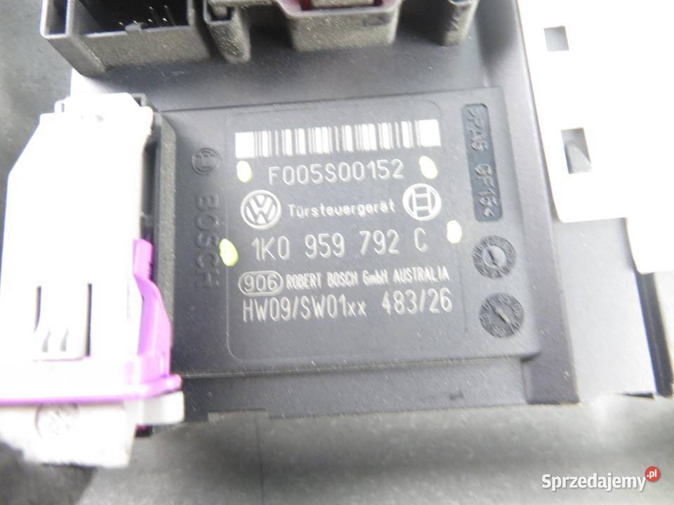 PODNOŚNIK SZYBY PRAWY 3D VW GOLF V 1K3837462A małopolskie sprzedam