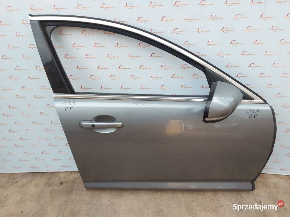 MERCEDES W204 10r drzwi prawe przód 110 mikronów świętokrzyskie Kielce