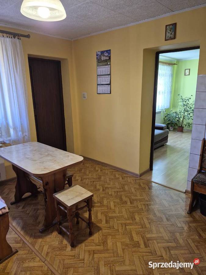 Dom mieszkalny w centrum Bełchatowa łódzkie
