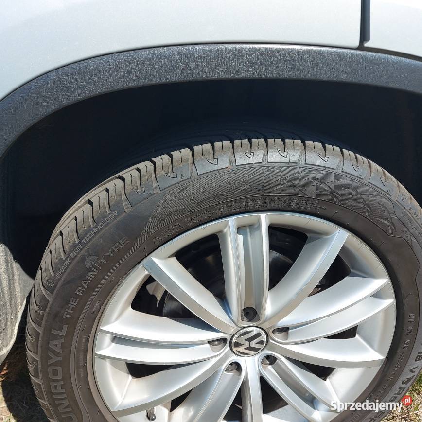 Vw Tiguan manualna Koziegłówki