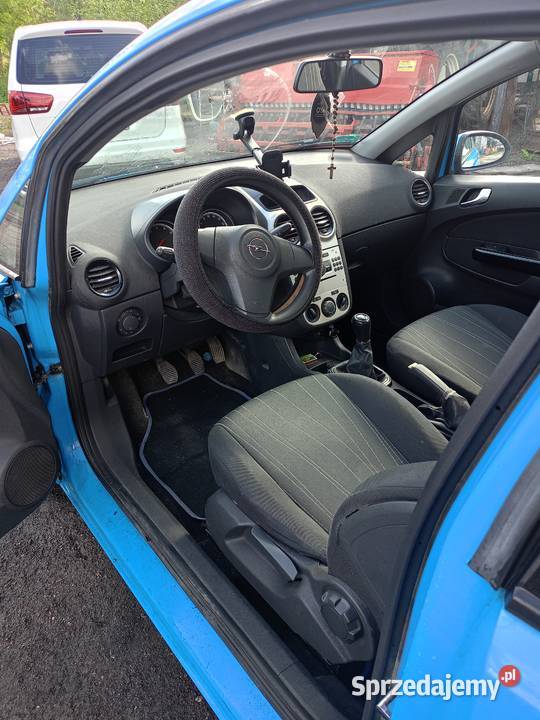 Opel Corsa 2007 12 benzyna Siennica Różana