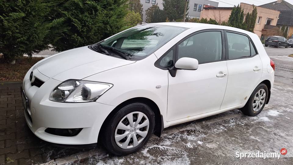 Toyota Auris 2008 16 VVTi LPG automatyczna Szczecin