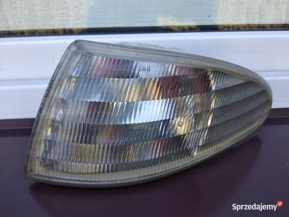 Ford Mondeo MK1 kierunkowskaz kierunek migacz łódzkie Sieradz