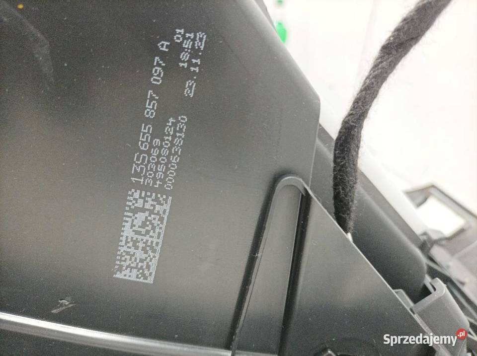 SCHOWEK PRAWY PASAŻERA EUROPA Skoda Kamiq I 2019 osobowe