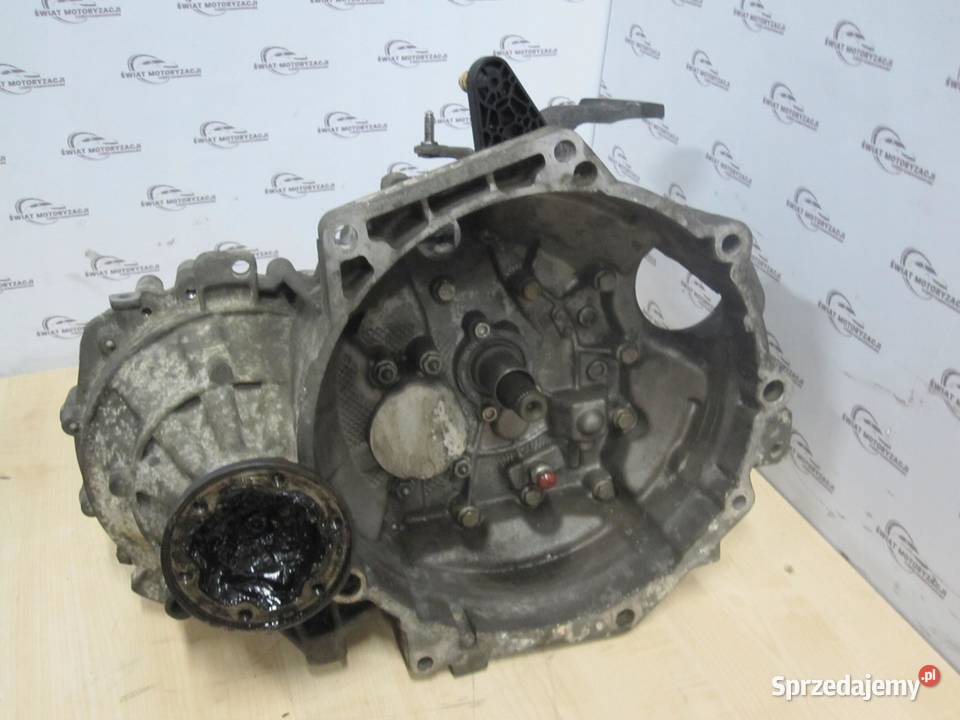 AUDI A3 16 TDI CAY 105 151 Manualna skrzynia