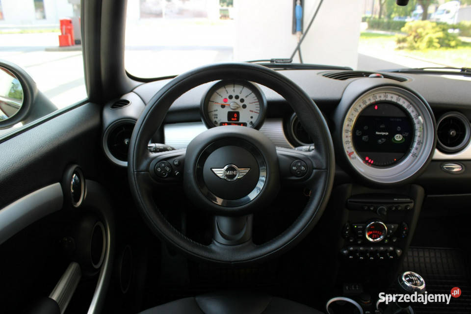 Mini Cooper Bezwypadkowy bogata wersja