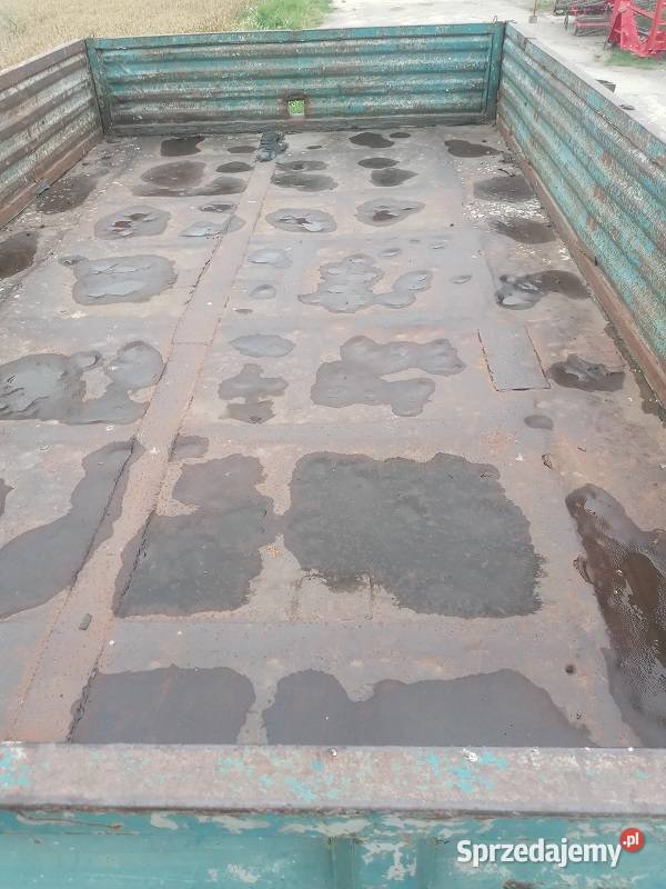 Sprzedam przyczepę d 47 nieuszkodzony Bedlno