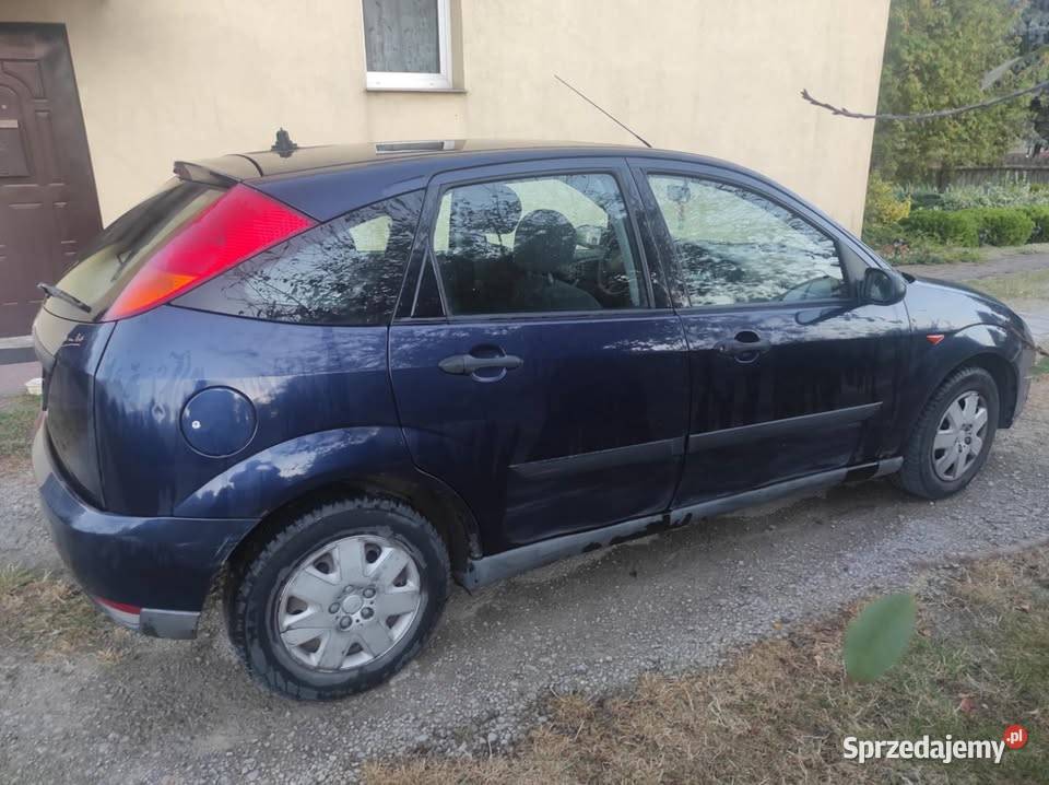 Ford Focus MK 1 2000 r 14 Benzyna nieuszkodzony Czarna