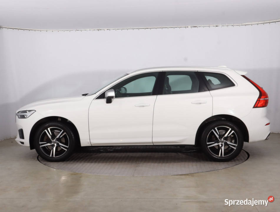 Volvo XC60 D4 Rok produkcji 2019 Piaseczno