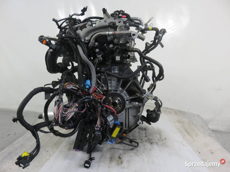 SILNIK DACIA DUSTER 10 TCe 101 H4D 460 KOMPLETNY