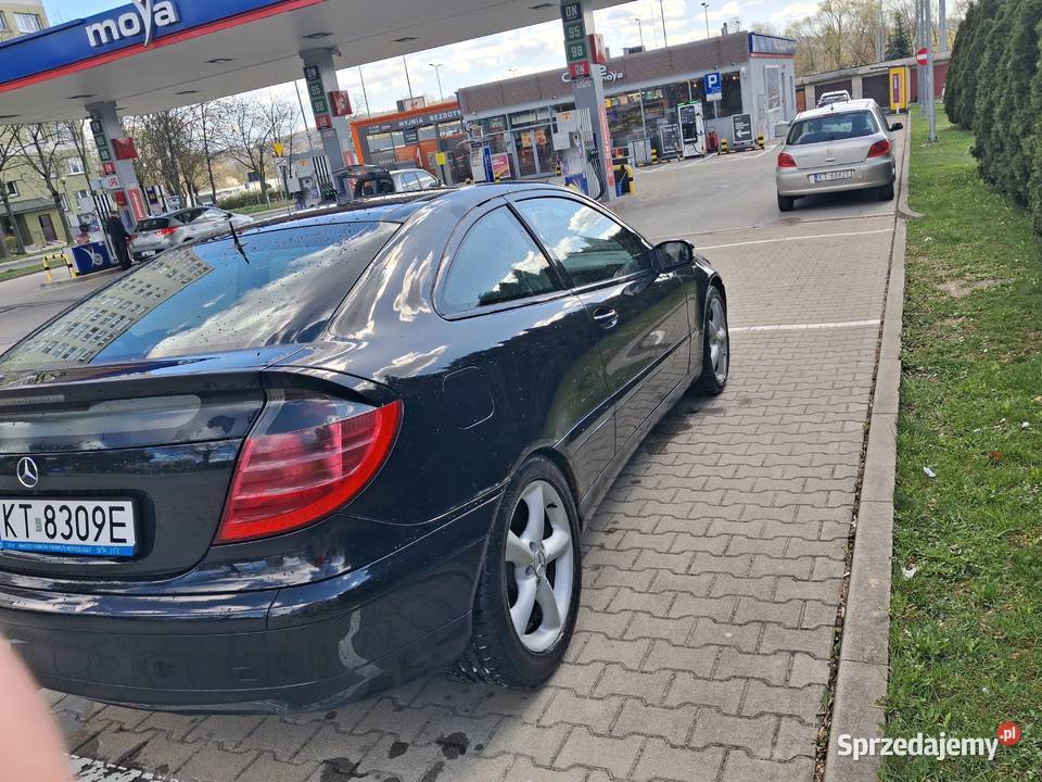 Mercesdes c200 2002r 2000 benzyna 2900zl Tarnów