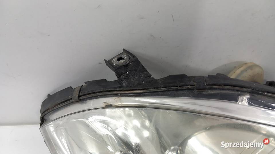 MERCEDES W169 LAMPA PRZÓD PRAWA SOCZEWKA EU osobowe Zbierkowo