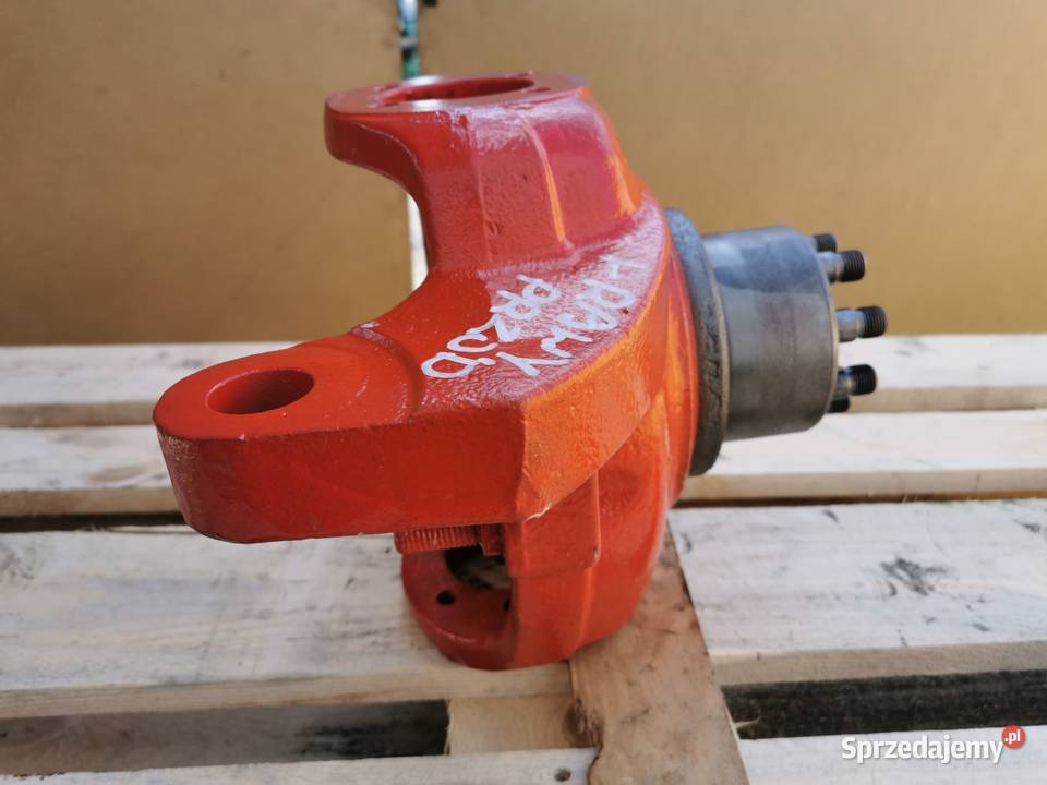 Zwrotnica prawy przód Manitou MLT 728 ClarkHurth Wilkowo