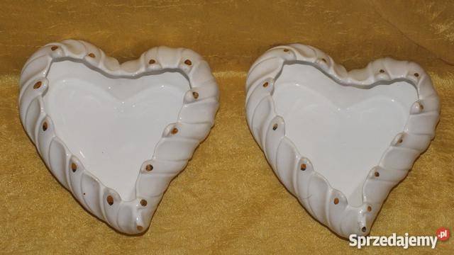Szkatułki puzderka porcelanowe w kształcie serca biały