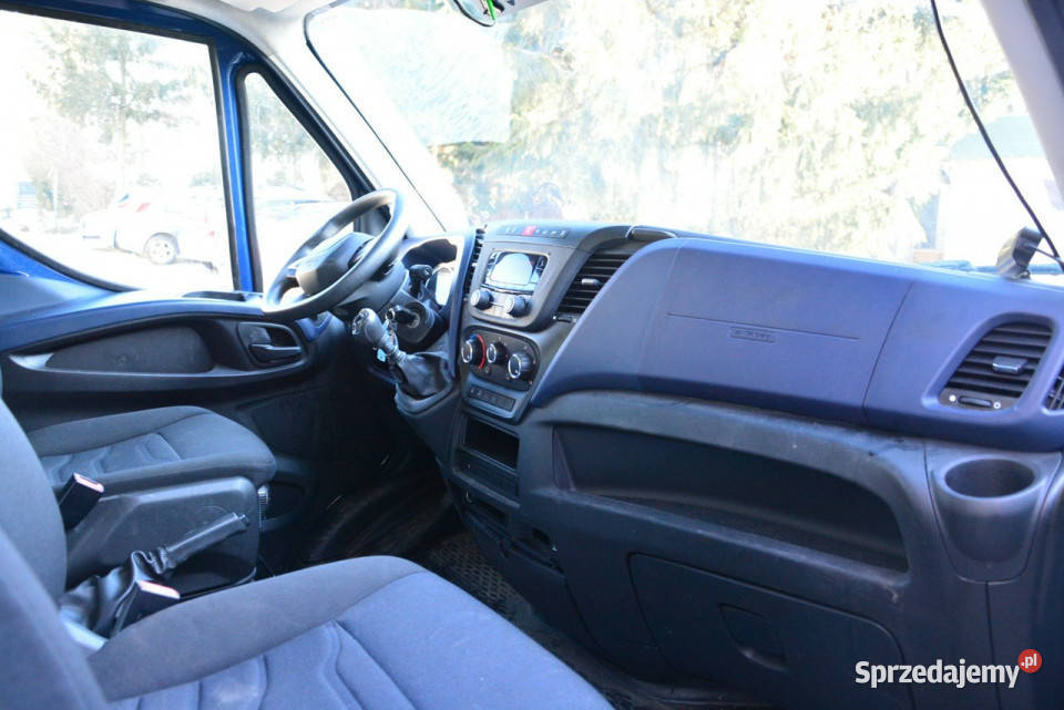 Iveco Daily 35S14N KONTENER RAMPA full servis Warszawa sprzedam