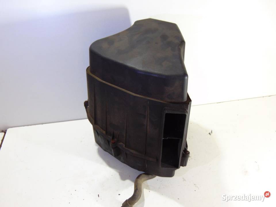 OBUDOWA FILTRA POWIETRZA A8 D3 40 TDI 4E0133824D Obudowy filtrów sprzedam