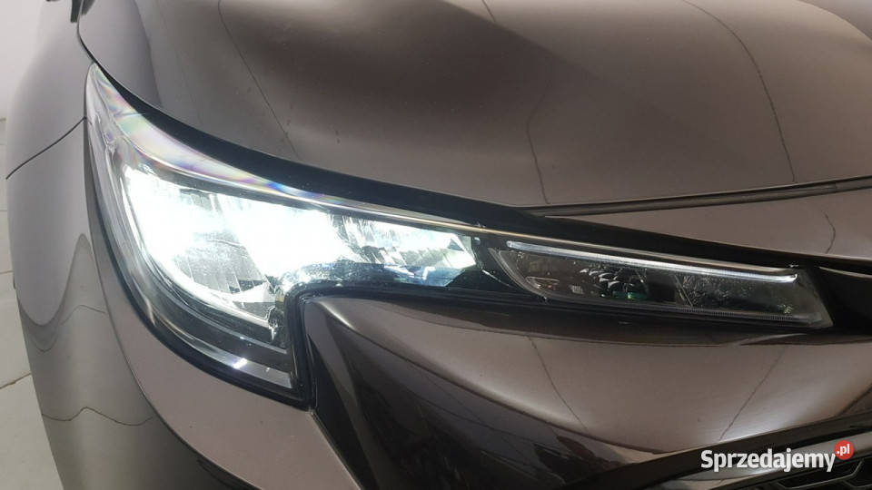 Toyota Corolla 20 Hybrid Comfort Z Polskiego światła LED Warszawa