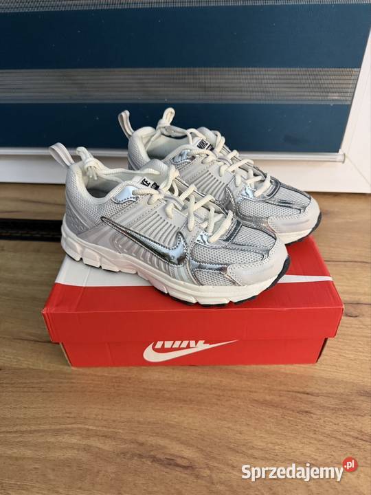 Nike Zoom Vomero 5 Srebrne Szare Sneakersy Buty