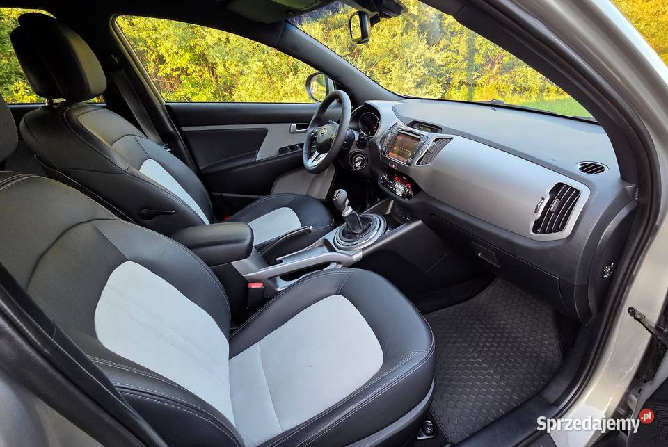 Kia Sportage 20CRDi 136 4WD 2013r XL LIFT LED Humniska sprzedam
